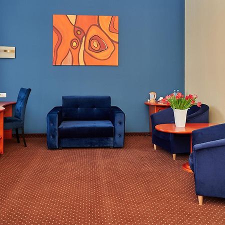 Hotel Royal Gliwice Bagian luar foto