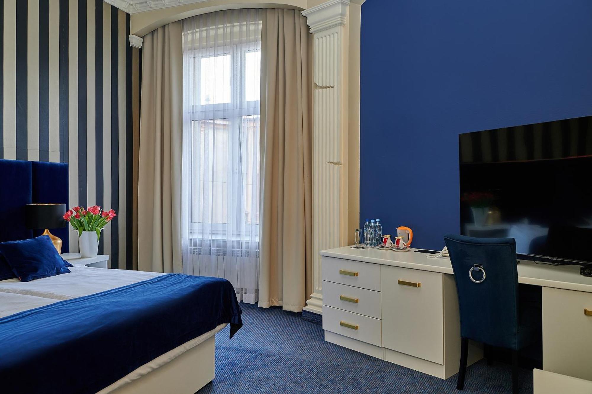 Hotel Royal Gliwice Bagian luar foto